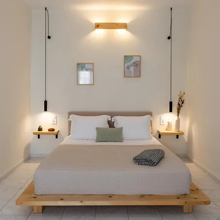 Capella Skiathos, Town Vendégház Szkiáthosz