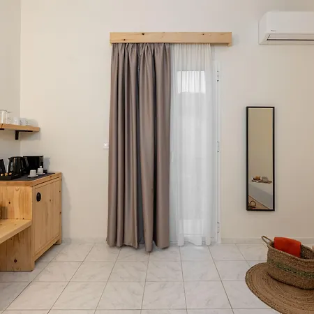 Capella Skiathos, Town 4*