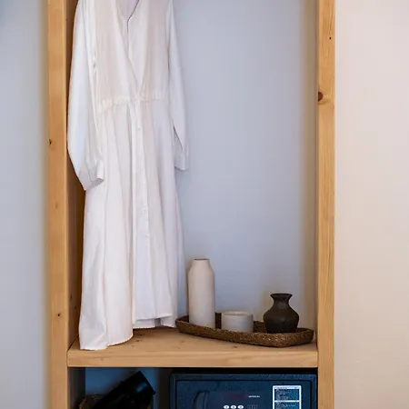 Capella Skiathos, Town بيت ضيافة 4*