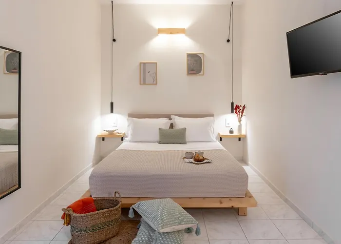 Capella Skiathos, Town 4*