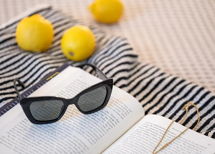 Guest house Capella Skiathos, Town