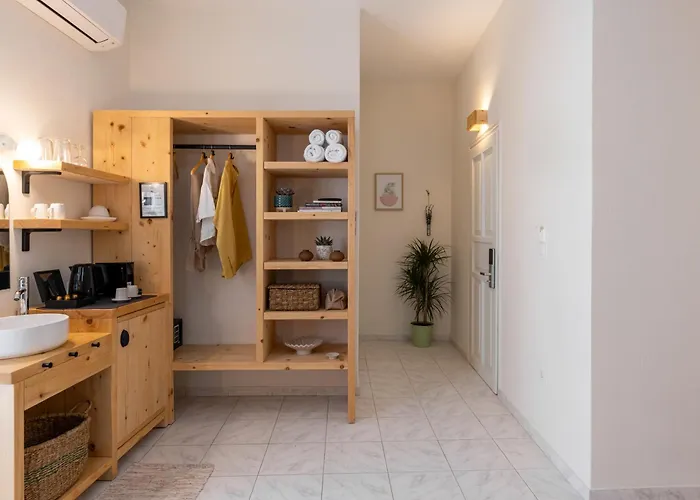 Capella Skiathos, Town 4*