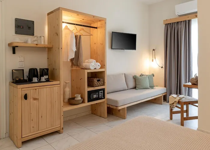 Guest house Capella Skiathos, Town